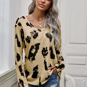 Long Sleeved Leopard Print Top